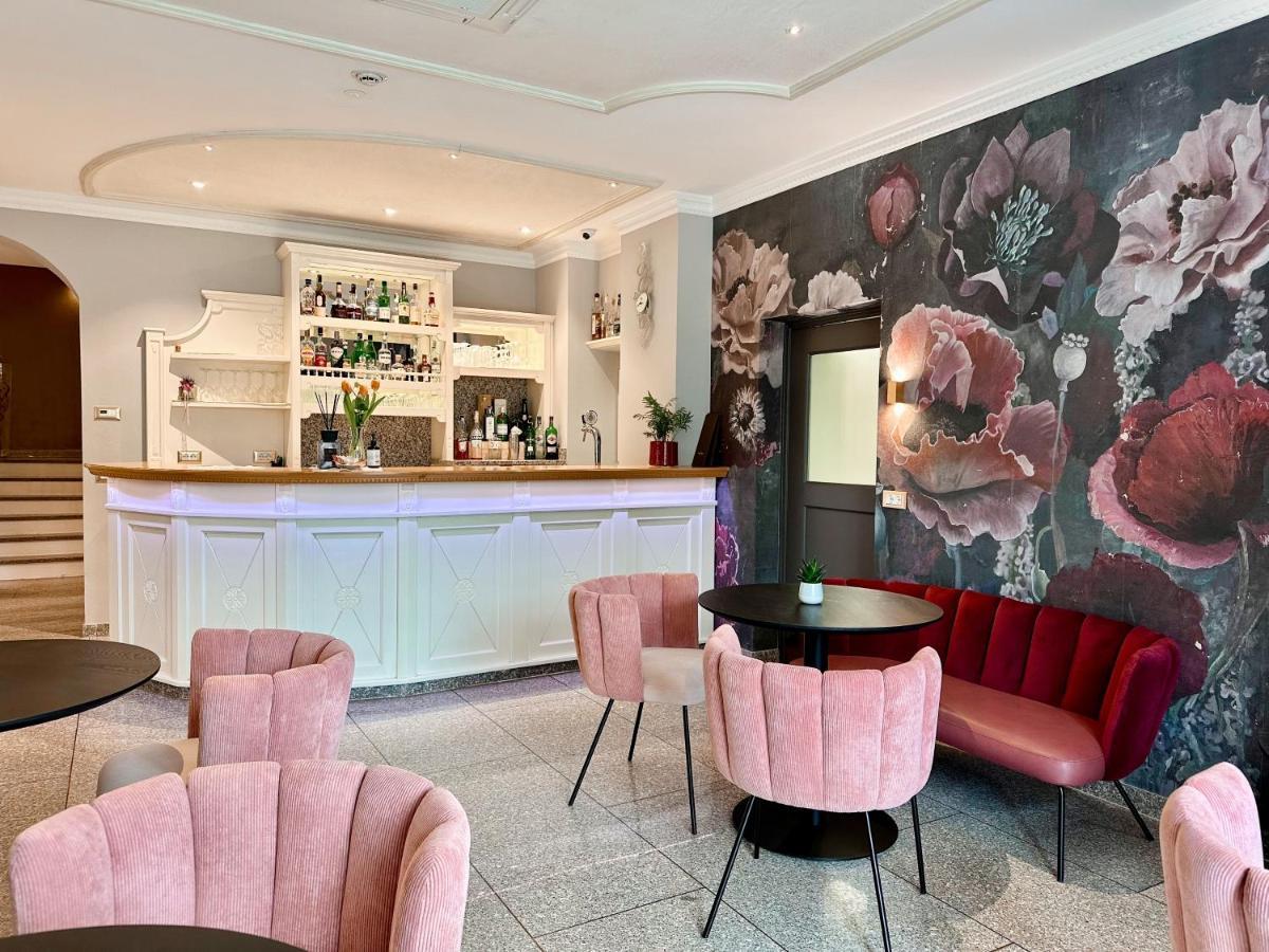 Windsor Merano Hotel & Suites エクステリア 写真