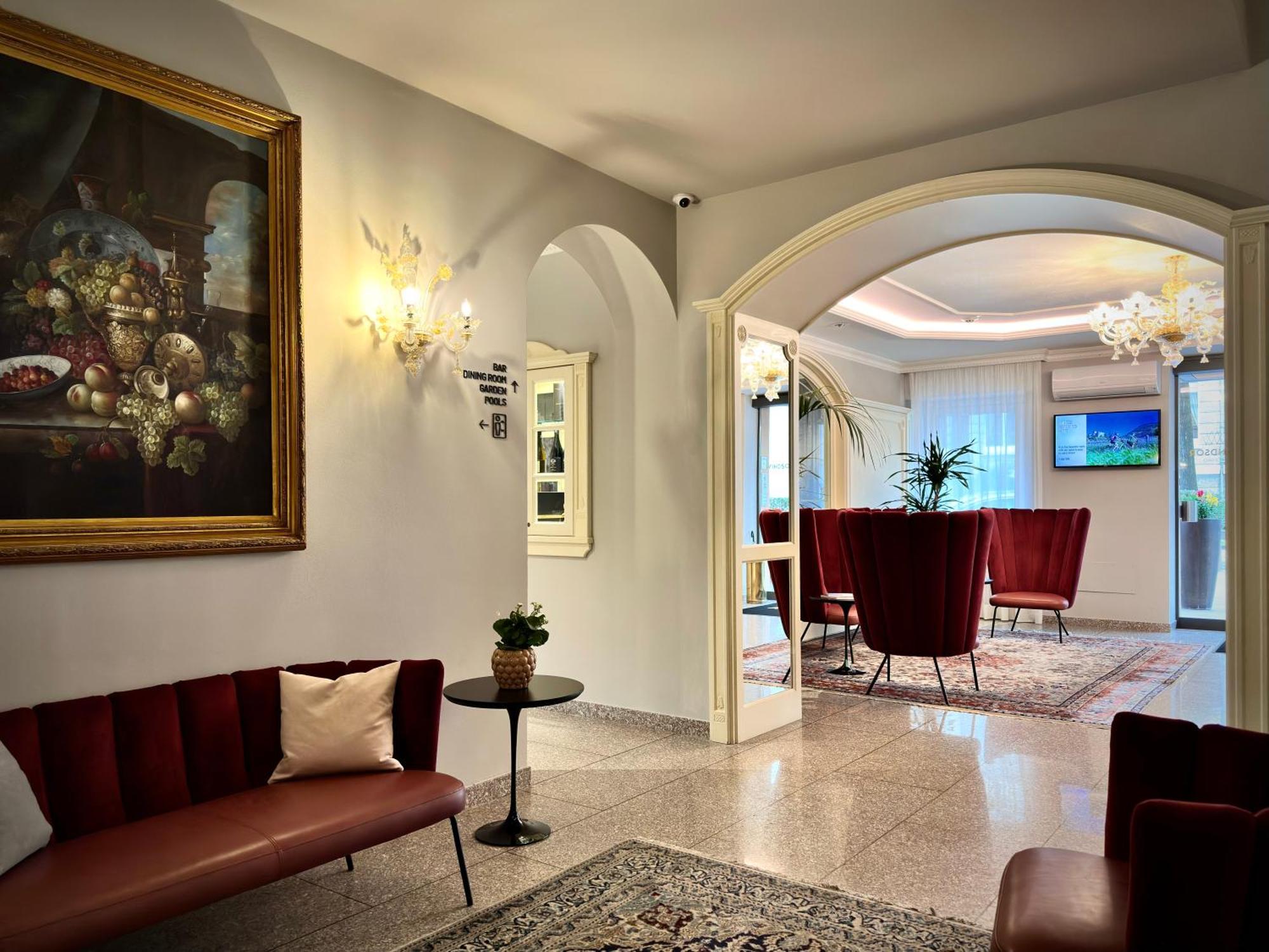 Windsor Merano Hotel & Suites エクステリア 写真
